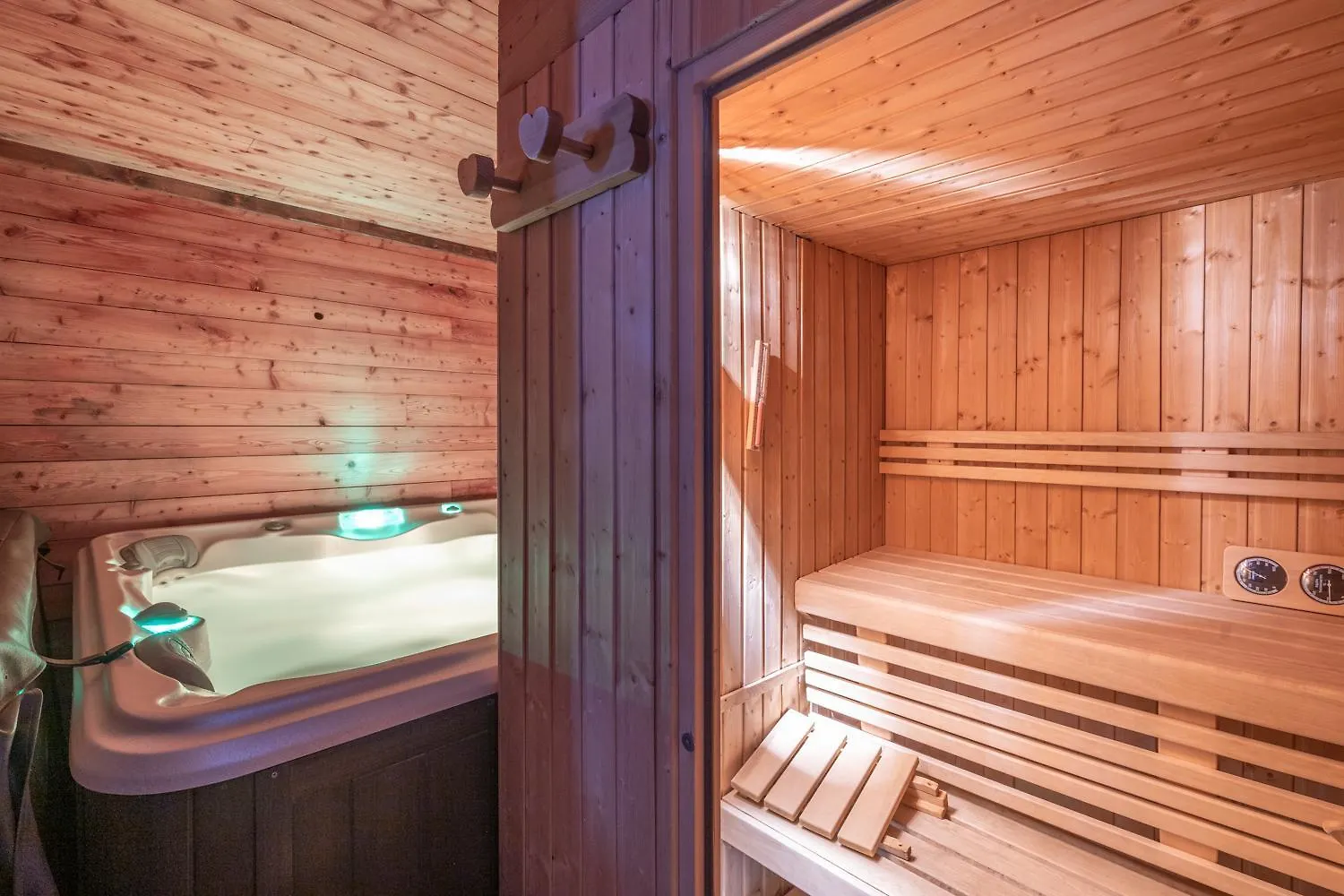 Alpe Two - Sea And Mountain Pleasure 12P- Pieds Des Pistes- Centre - Jacuzzi - Sauna - 5 Chambres - 5 Salle De Bains Alpe d'Huez Lägenhet
